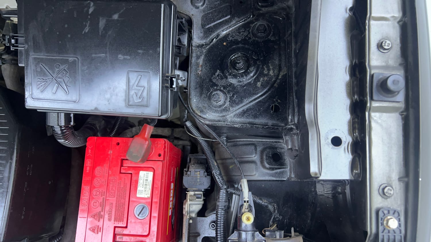 Used 2018 Renault Kwid CLIMBER 1.0 Petrol Manual engine ENGINE LEFT SIDE VIEW