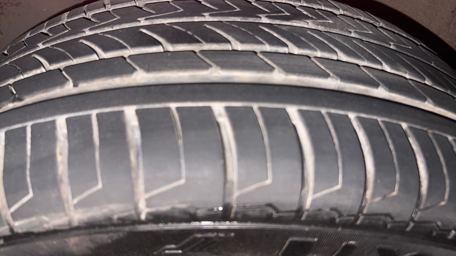 Used 2017 Hyundai Elite i20 Asta 1.2 Dual Tone Petrol Manual tyres LEFT FRONT TYRE TREAD VIEW