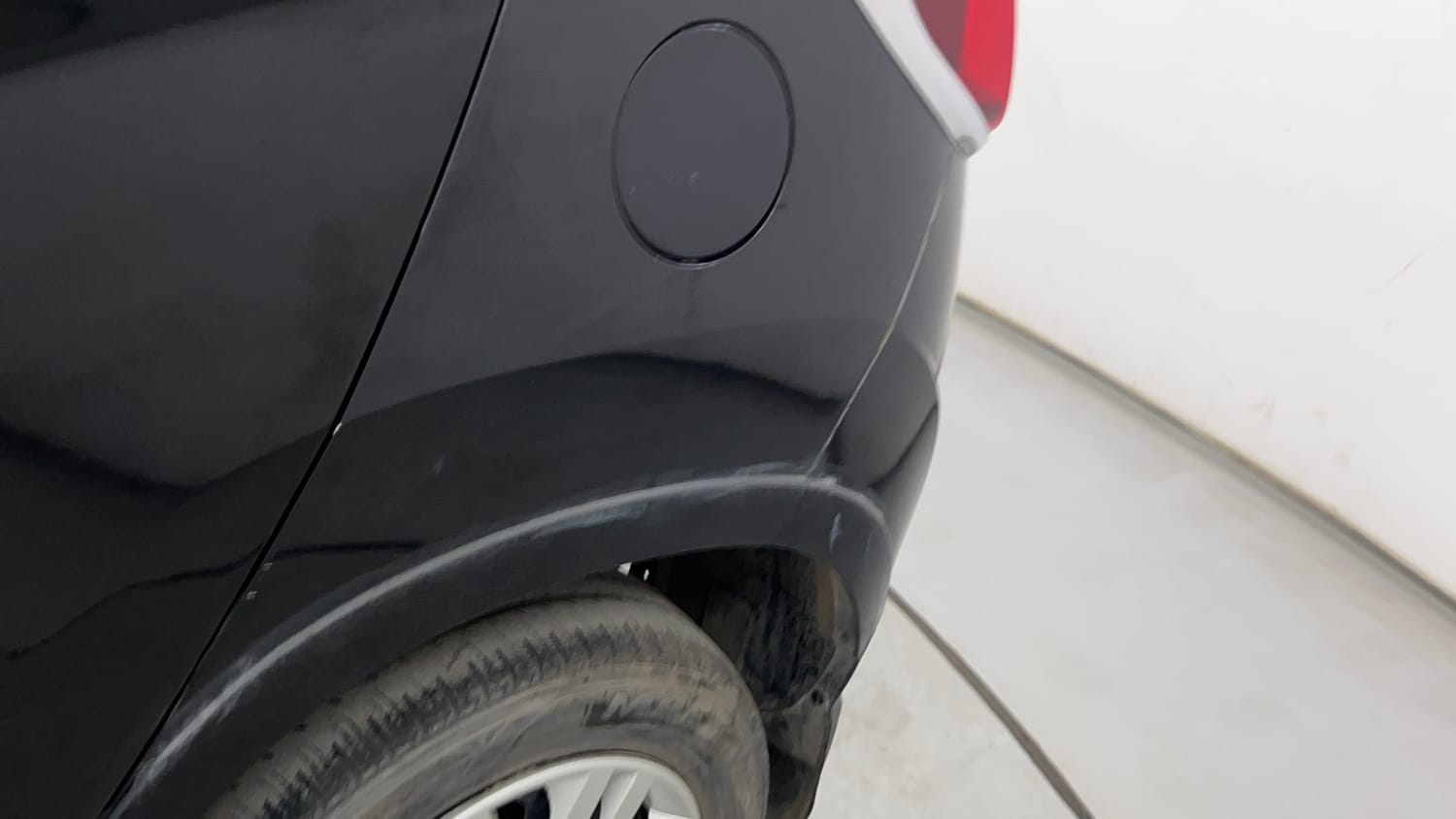 Used 2016 Mahindra KUV100 K6 6 STR Petrol Manual dents MINOR SCRATCH