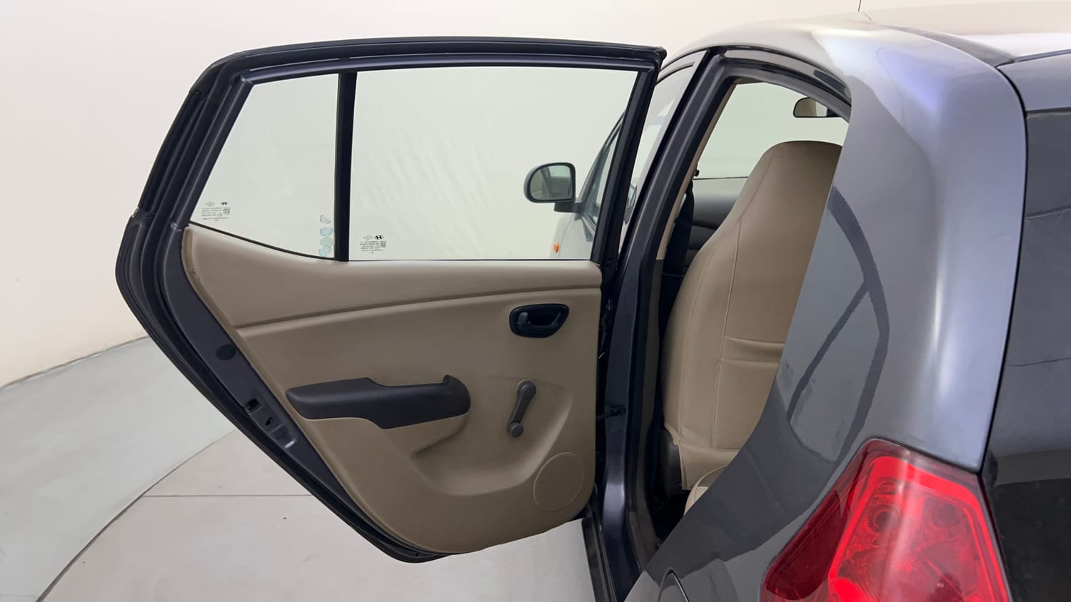 Used 2014 Hyundai i10 Era 1.1 iRDE2 Petrol Manual interior LEFT REAR DOOR OPEN VIEW