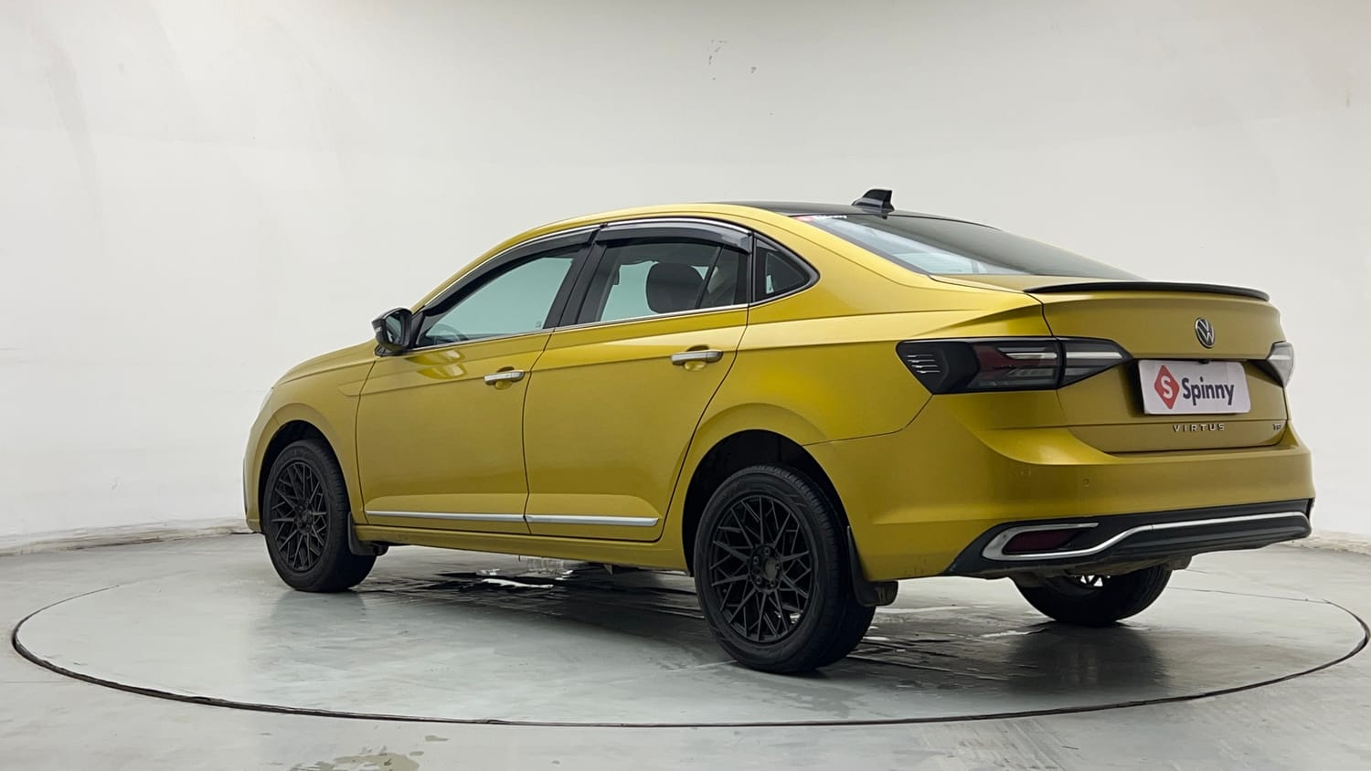 Used 2023 Volkswagen Virtus Highline 1.0 TSI AT Petrol Automatic exterior LEFT REAR CORNER VIEW