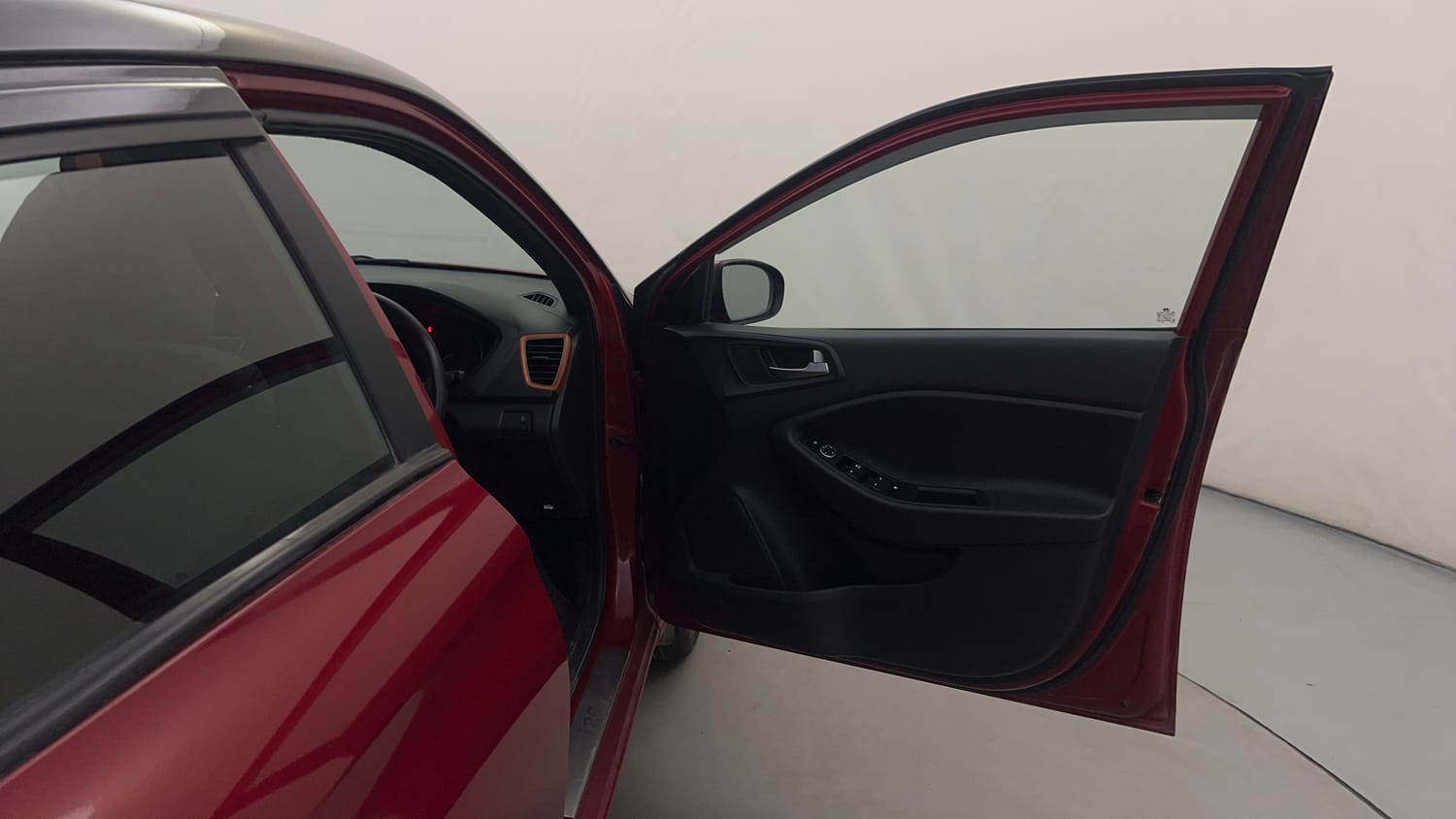 Used 2017 Hyundai Elite i20 Asta 1.2 Dual Tone Petrol Manual interior RIGHT FRONT DOOR OPEN VIEW