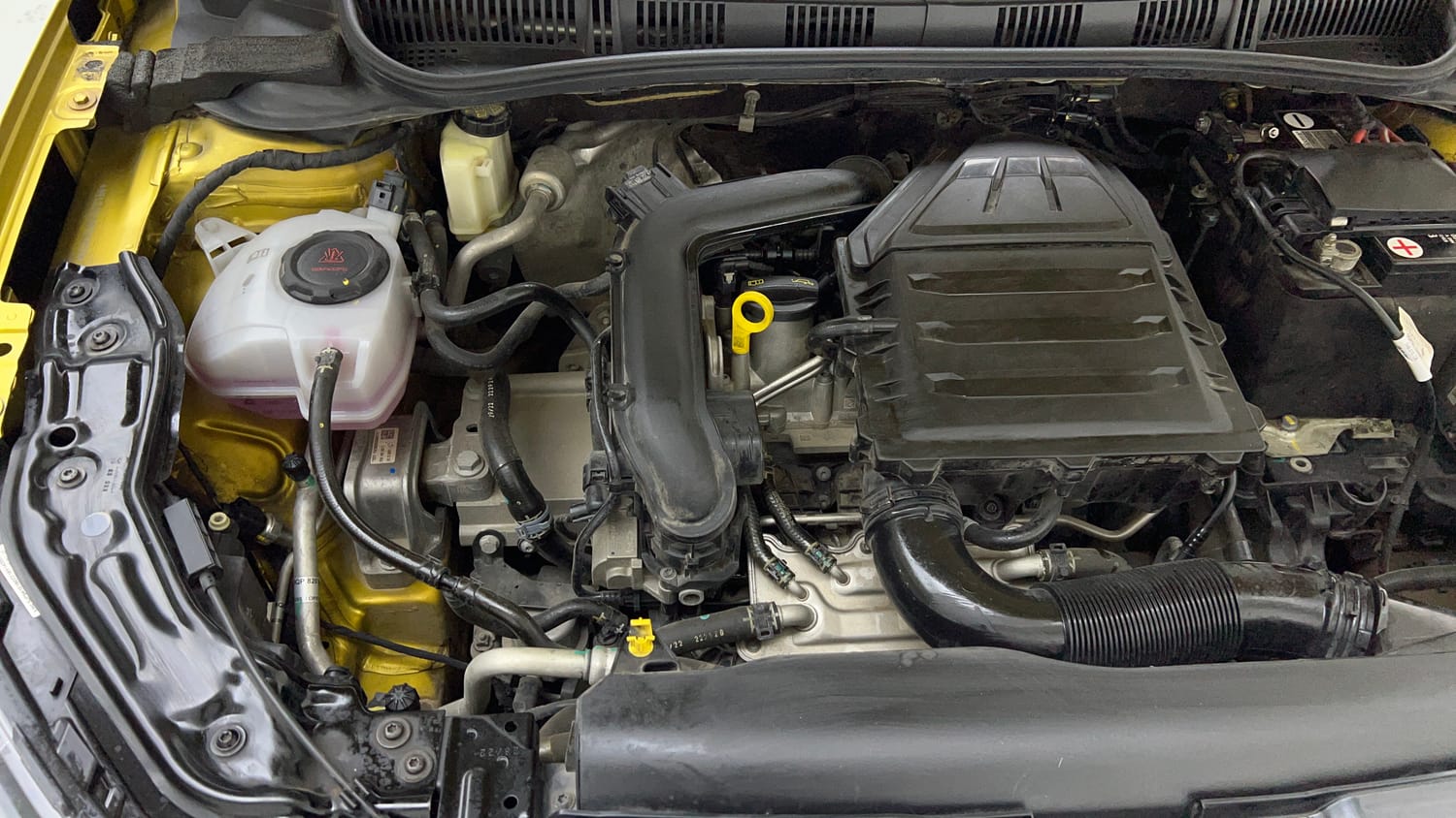 Used 2023 Volkswagen Virtus Highline 1.0 TSI AT Petrol Automatic engine ENGINE RIGHT SIDE VIEW