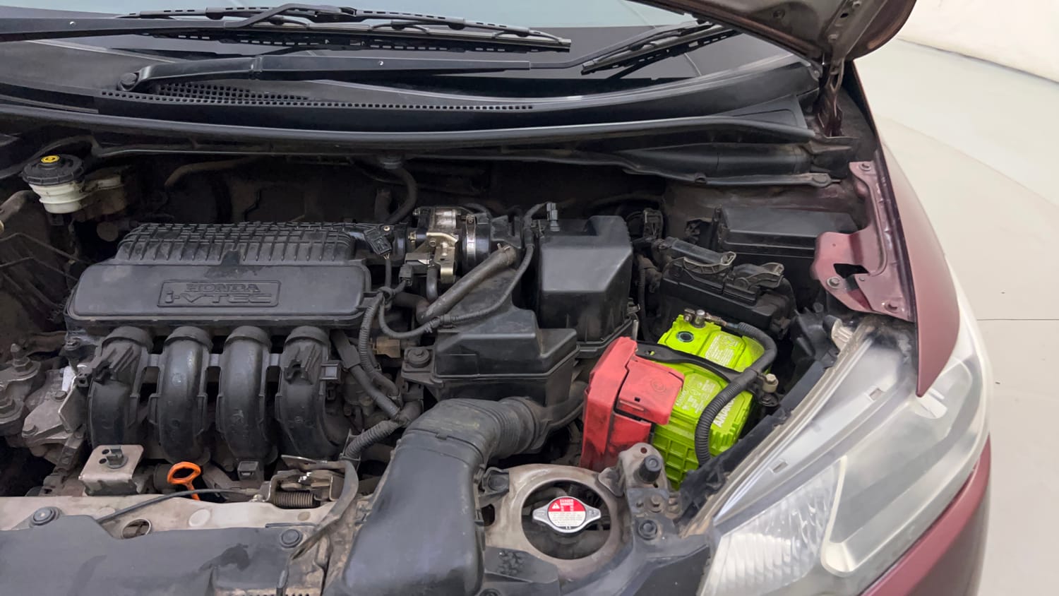 Used 2016 Honda Jazz S AT Petrol Automatic engine ENGINE LEFT SIDE HINGE & APRON VIEW