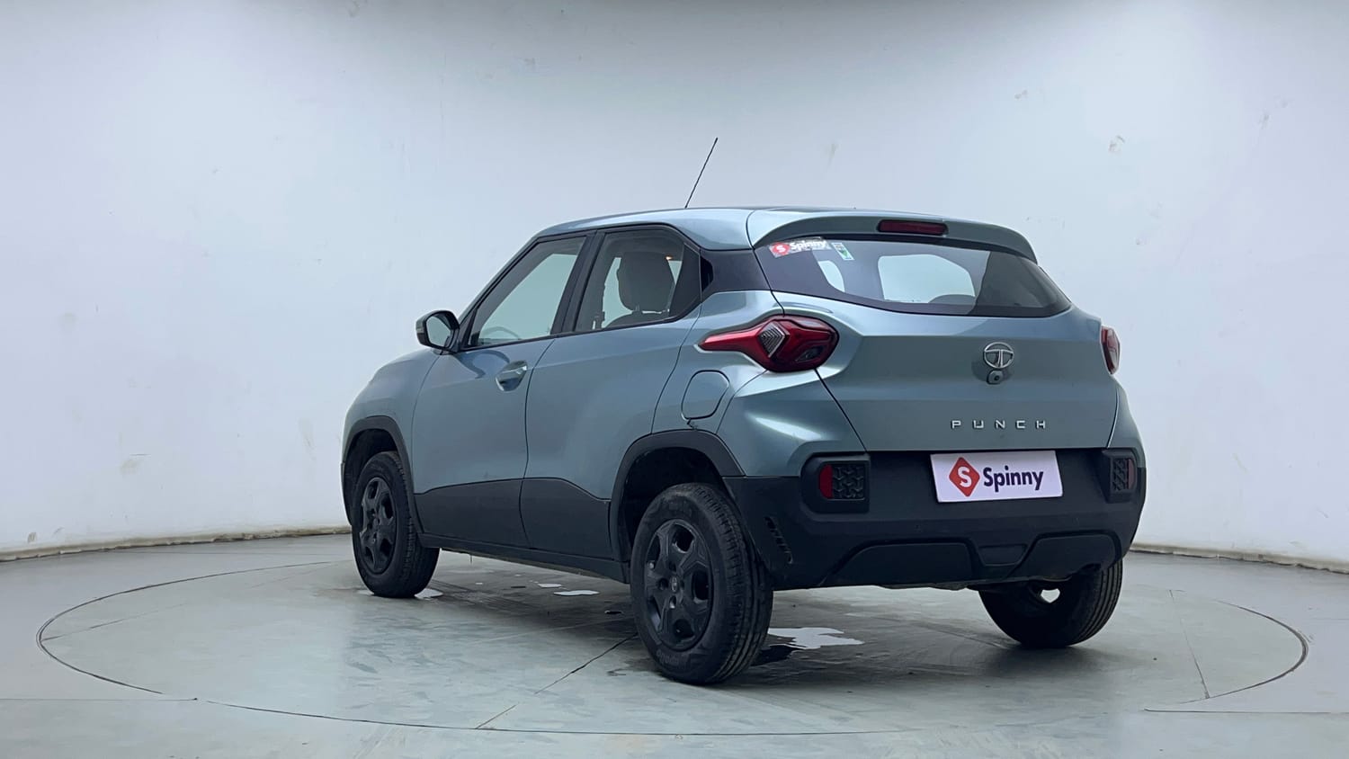 Used 2022 Tata Punch Accomplished MT Petrol Manual exterior LEFT REAR CORNER VIEW