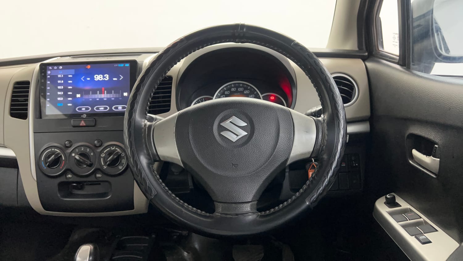 Used 2016 Maruti Suzuki Wagon R 1.0 VXI AMT Petrol Automatic interior STEERING VIEW