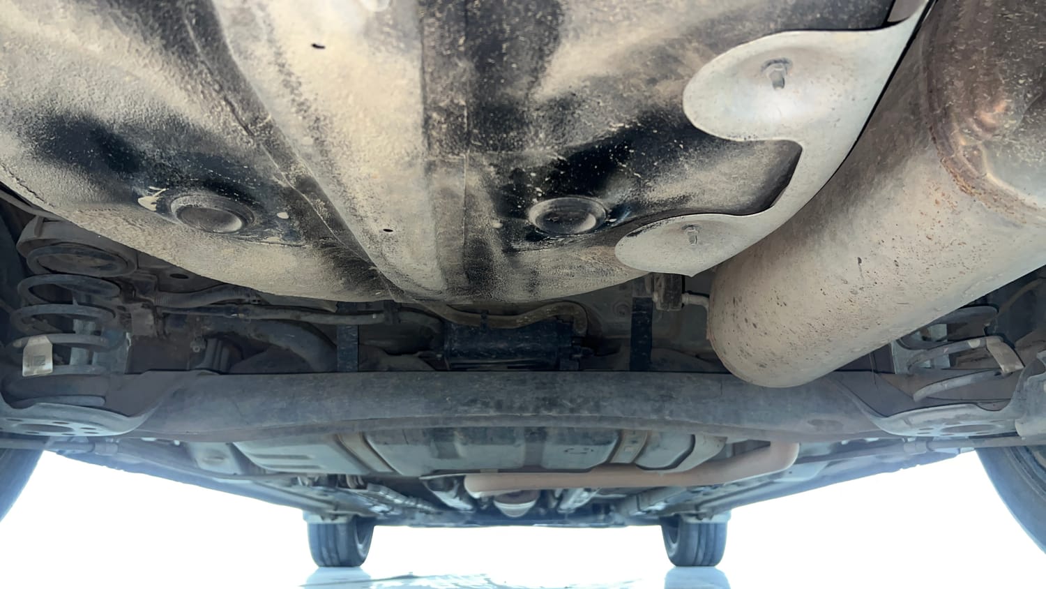 Used 2021 Hyundai Verna SX (O) 1.0 Turbo DCT Petrol Automatic extra REAR UNDERBODY VIEW (TAKEN FROM REAR)
