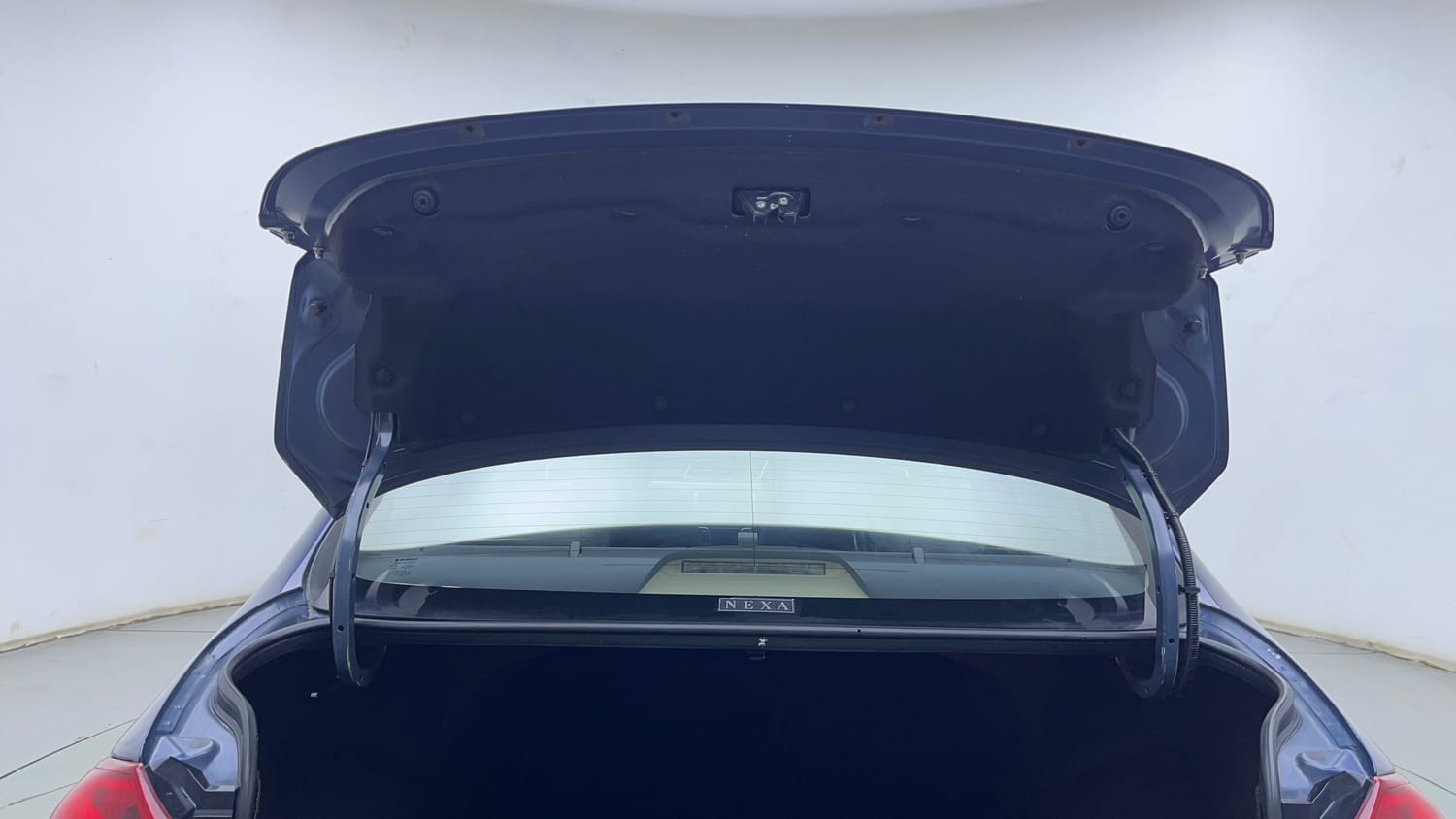 Used 2021 Maruti Suzuki Ciaz Alpha Hybrid 1.5 Petrol Manual interior DICKY DOOR OPEN VIEW