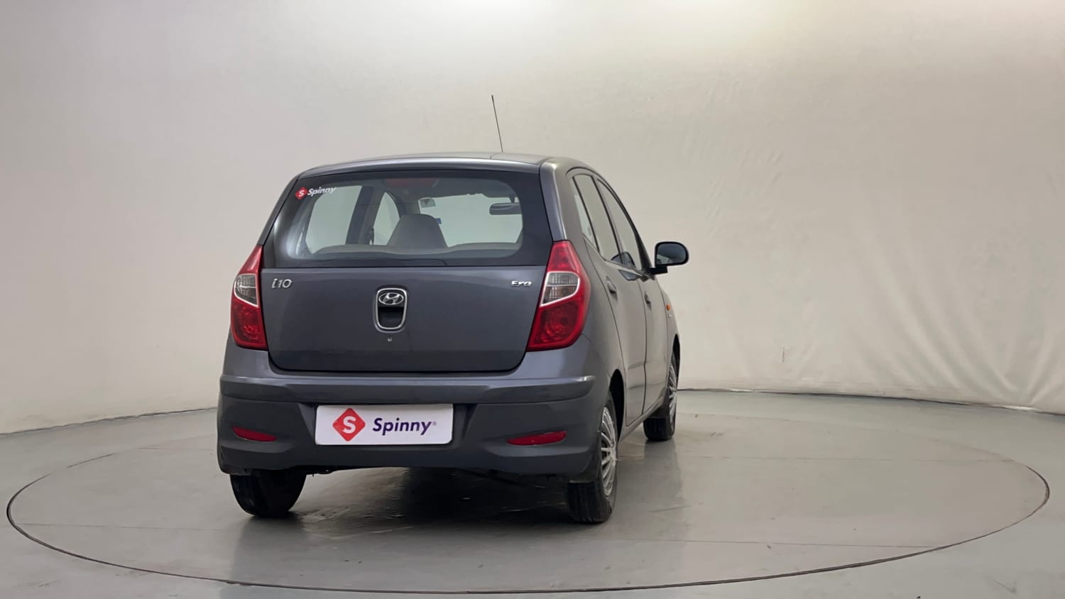 Used 2014 Hyundai i10 Era 1.1 iRDE2 Petrol Manual exterior RIGHT REAR CORNER VIEW