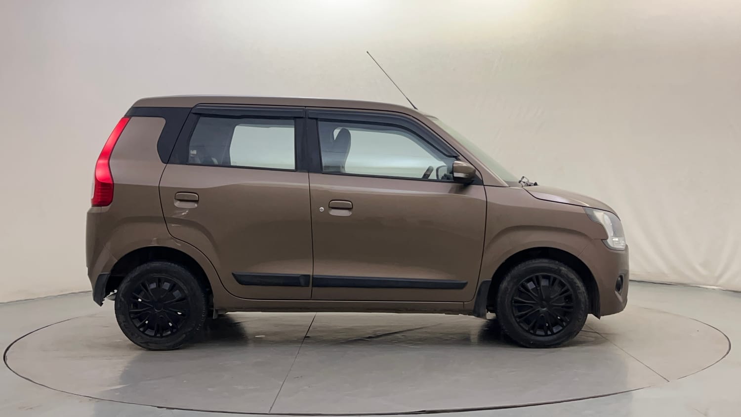 Used 2021 null Petrol Automatic exterior RIGHT SIDE VIEW