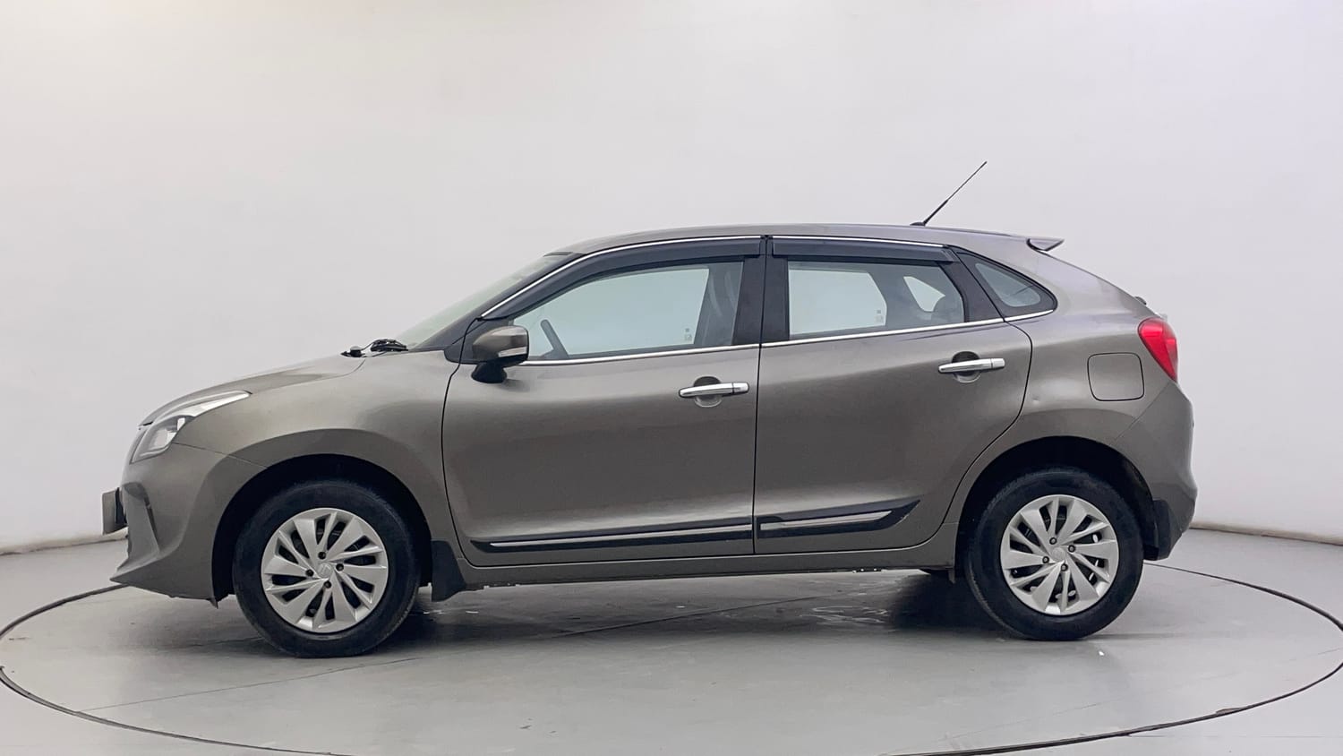 Used 2021 Maruti Suzuki Baleno Delta Petrol Manual exterior LEFT SIDE VIEW
