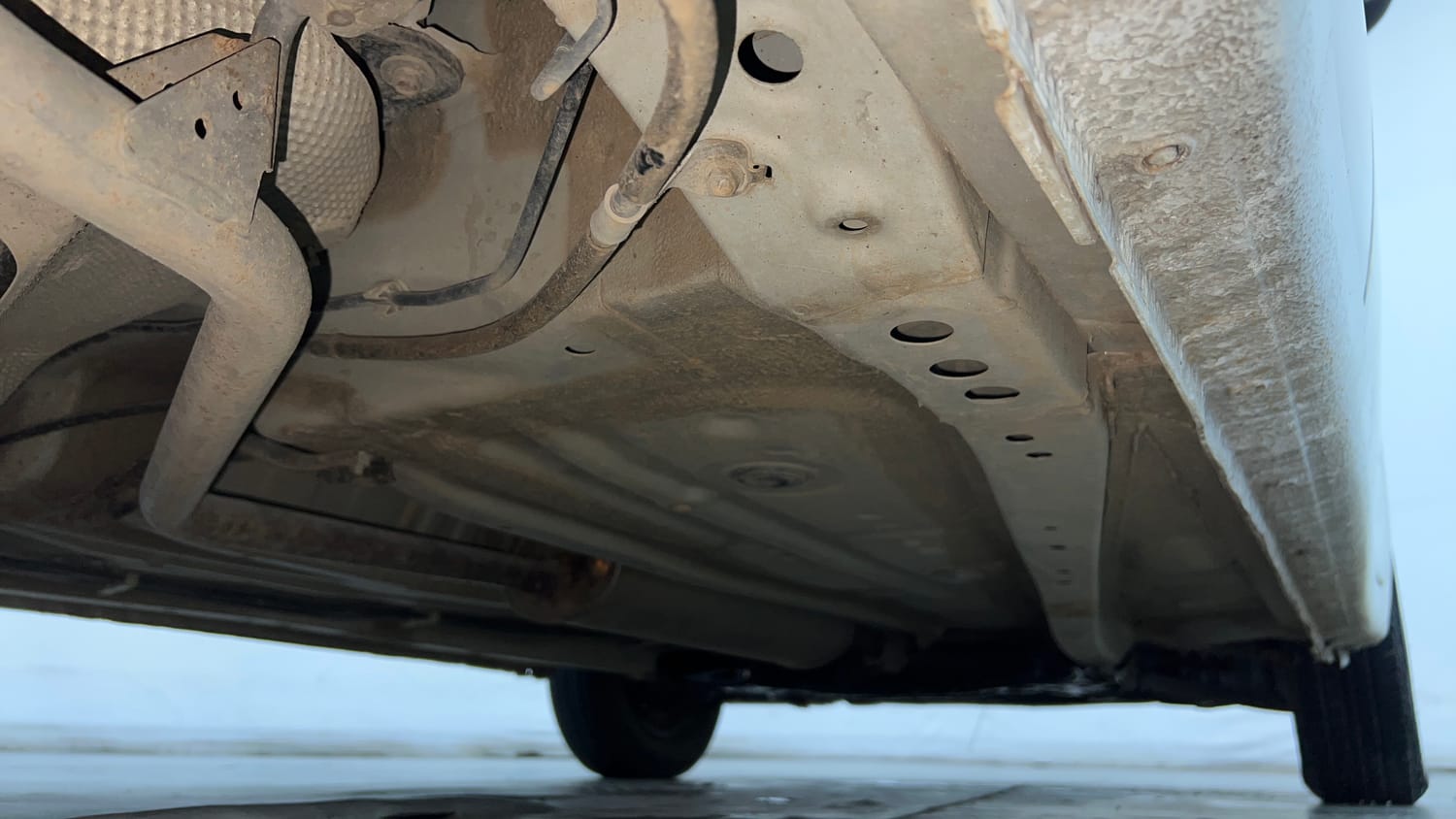 Used 2022 Maruti Suzuki Wagon R LXI 1.0 CNG Cng Manual extra REAR RIGHT UNDERBODY VIEW