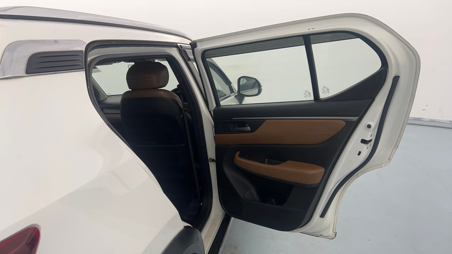 Used 2023 Honda Elevate ZX CVT Petrol Automatic interior RIGHT REAR DOOR OPEN VIEW