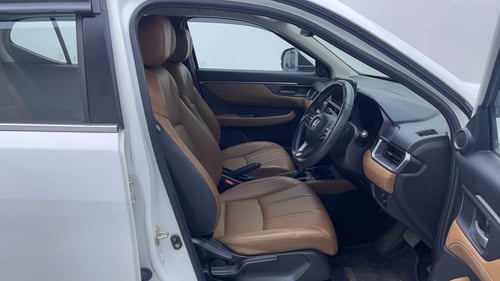 Used 2023 Honda Elevate ZX CVT Petrol Automatic interior RIGHT SIDE FRONT DOOR CABIN VIEW