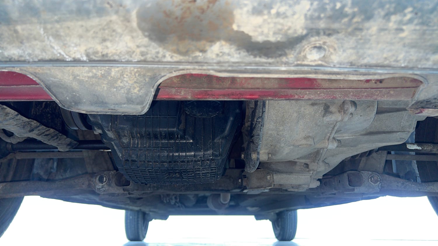 Used 2018 Renault Kwid CLIMBER 1.0 Petrol Manual extra FRONT LEFT UNDERBODY VIEW
