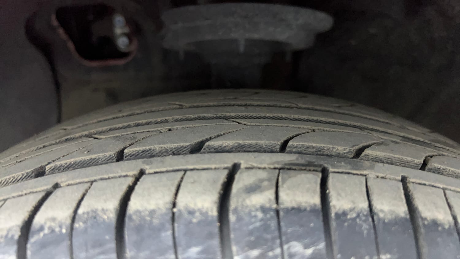 Used 2019 Hyundai Grand i10 Sportz 1.2 Kappa VTVT Petrol Manual tyres LEFT FRONT TYRE TREAD VIEW