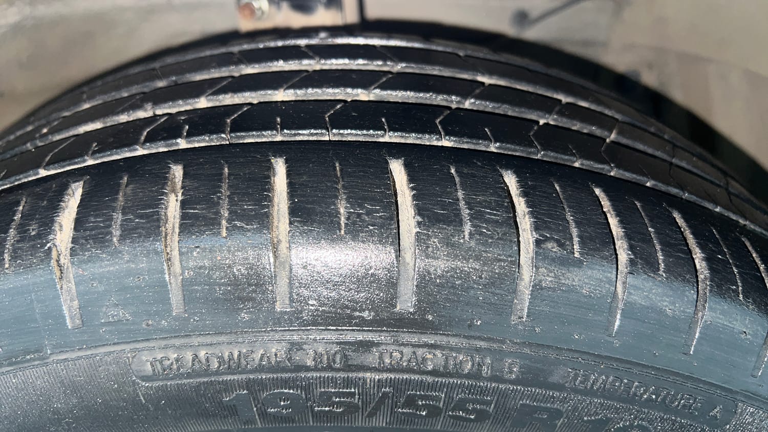 Used 2019 Maruti Suzuki Ciaz Alpha Hybrid 1.5 Petrol Manual tyres RIGHT FRONT TYRE TREAD VIEW