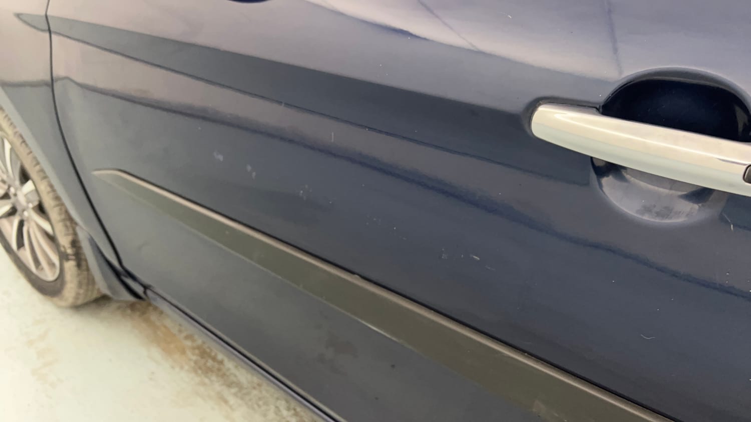 Used 2023 Maruti Suzuki Ciaz Alpha 1.5 Petrol Manual dents MINOR SCRATCH