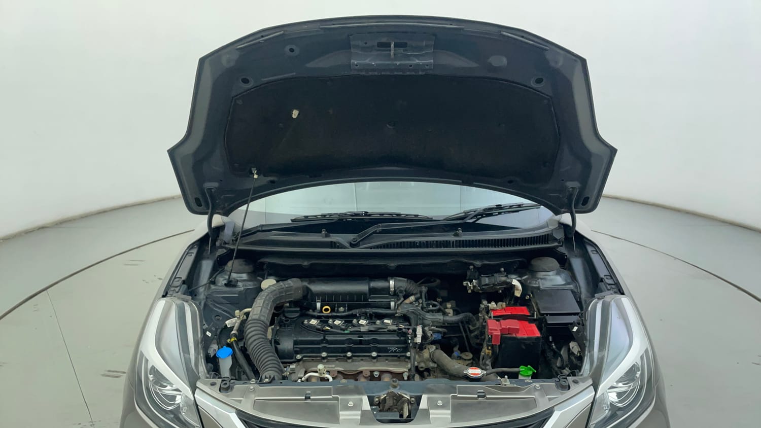 Used 2021 Maruti Suzuki Baleno Delta Petrol Manual engine ENGINE & BONNET OPEN FRONT VIEW