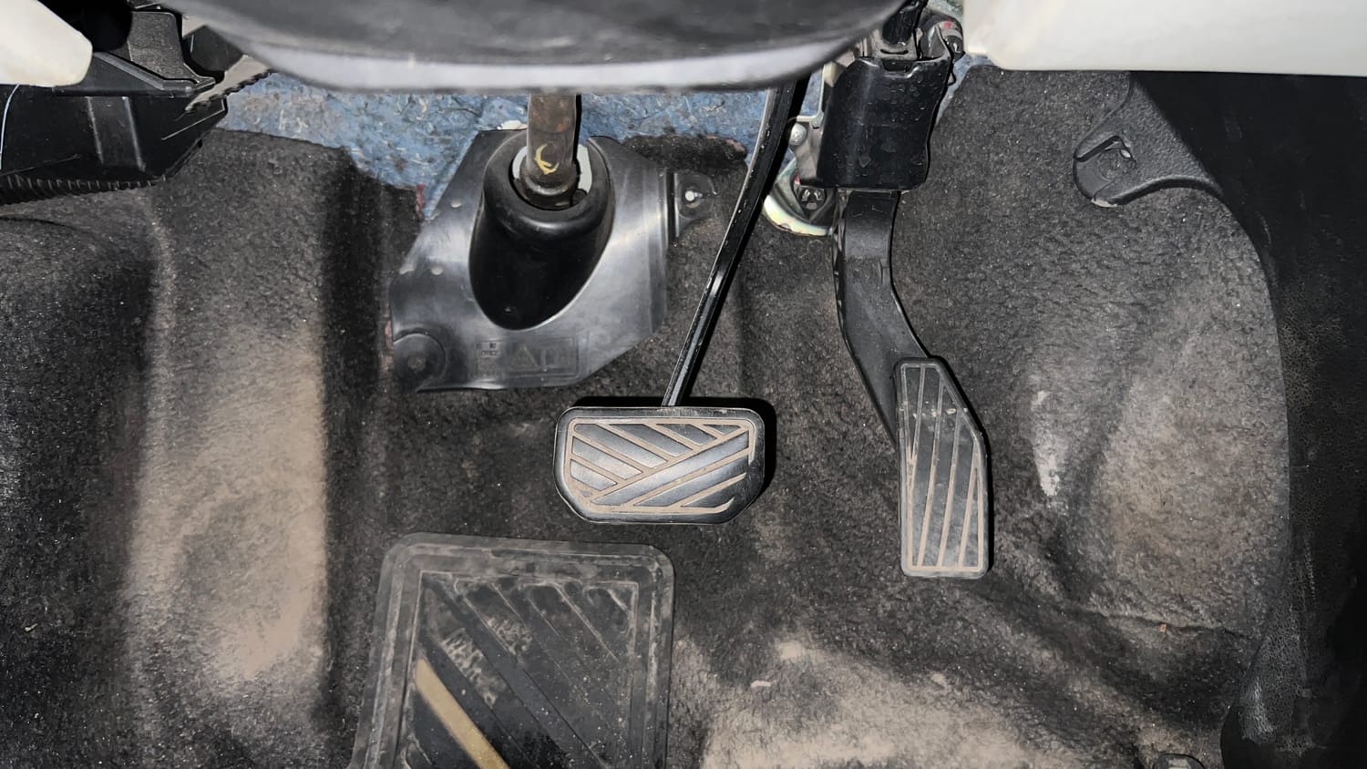 Used 2018 Maruti Suzuki Ignis [2017-2020] Zeta AMT Petrol Dual Tone Petrol Automatic interior PEDALS VIEW