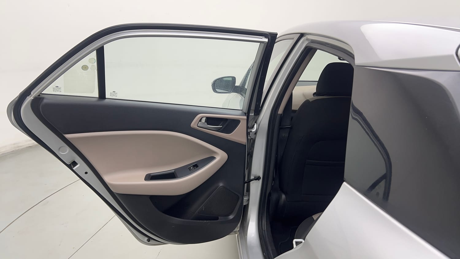 Used 2016 Hyundai Elite i20 Asta 1.2 Petrol Manual interior LEFT REAR DOOR OPEN VIEW