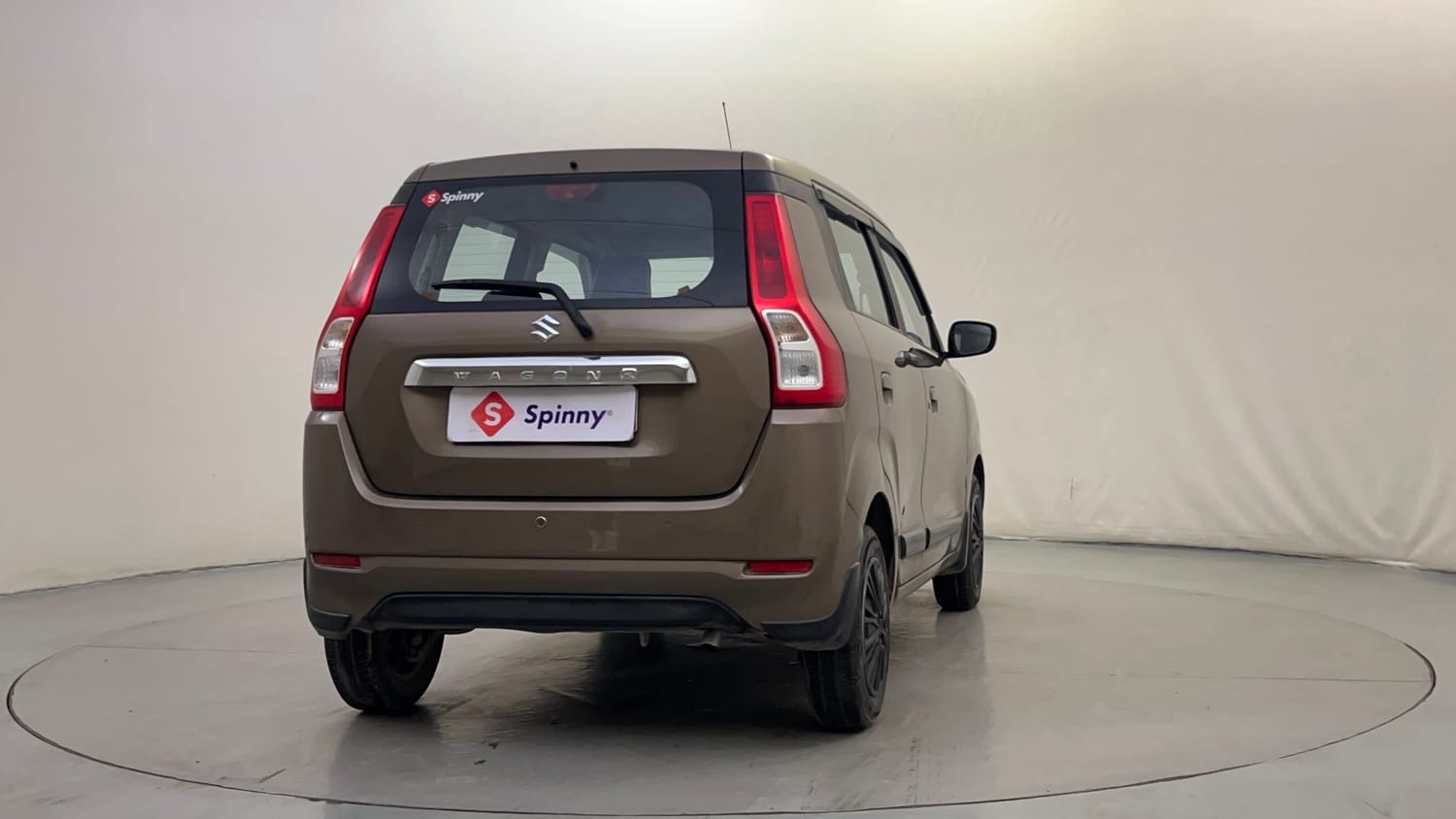Used 2021 null Petrol Automatic exterior RIGHT REAR CORNER VIEW