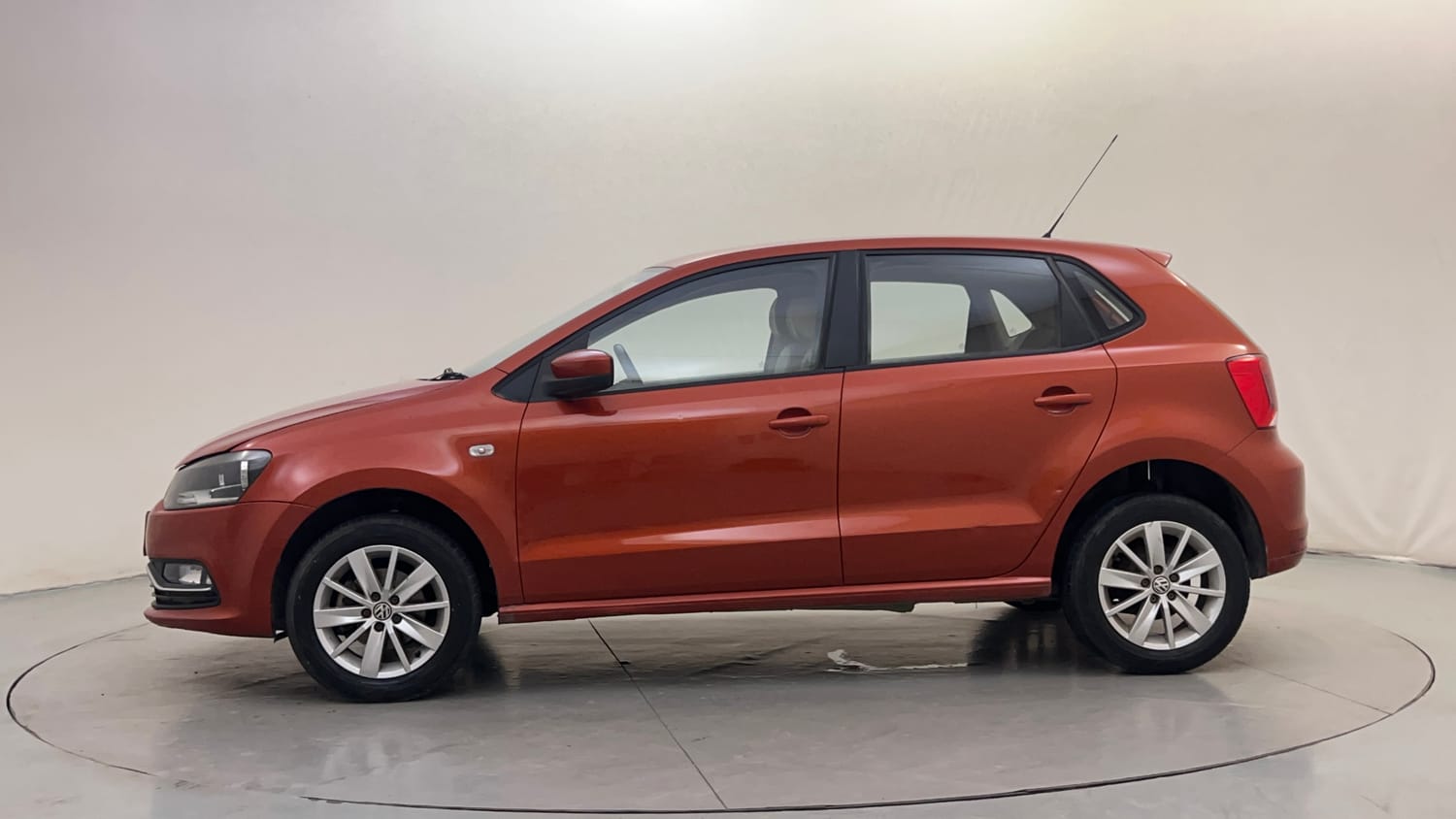 Used 2014 Volkswagen Polo Highline1.2L (P) Petrol Manual exterior LEFT SIDE VIEW