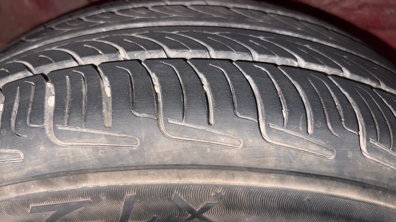 Used 2013 Honda Brio S MT Petrol Manual tyres RIGHT REAR TYRE TREAD VIEW