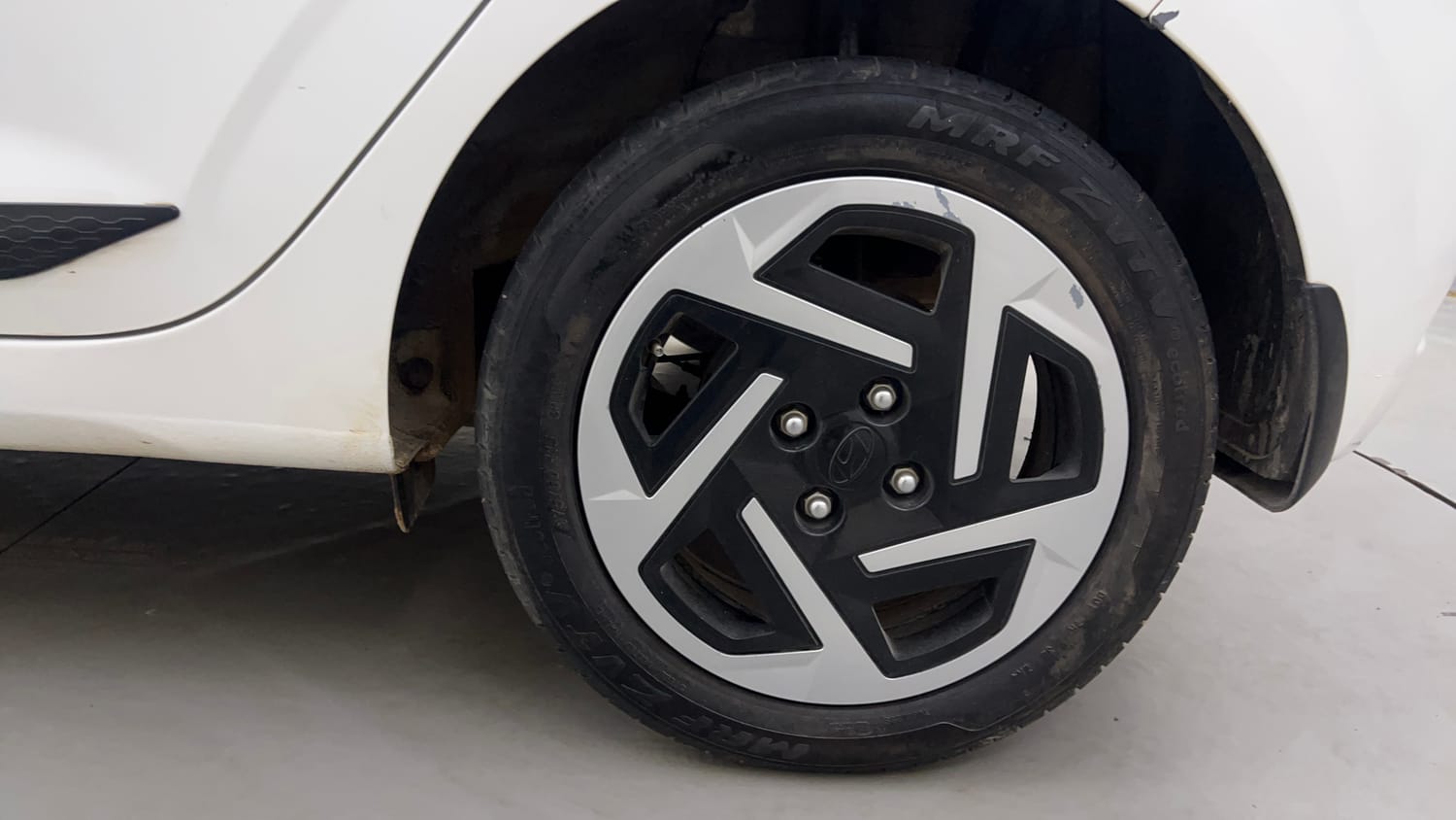 Used 2023 Hyundai Grand i10 Nios Sportz 1.2 Kappa VTVT Petrol Manual tyres LEFT REAR TYRE RIM VIEW