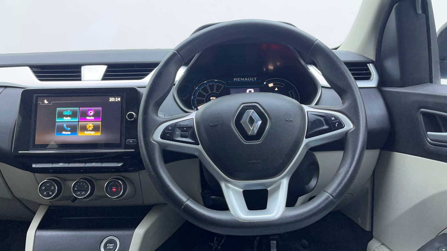 Used 2021 Renault Triber RXZ EASY-R AMT Dual Tone Petrol Automatic interior STEERING VIEW