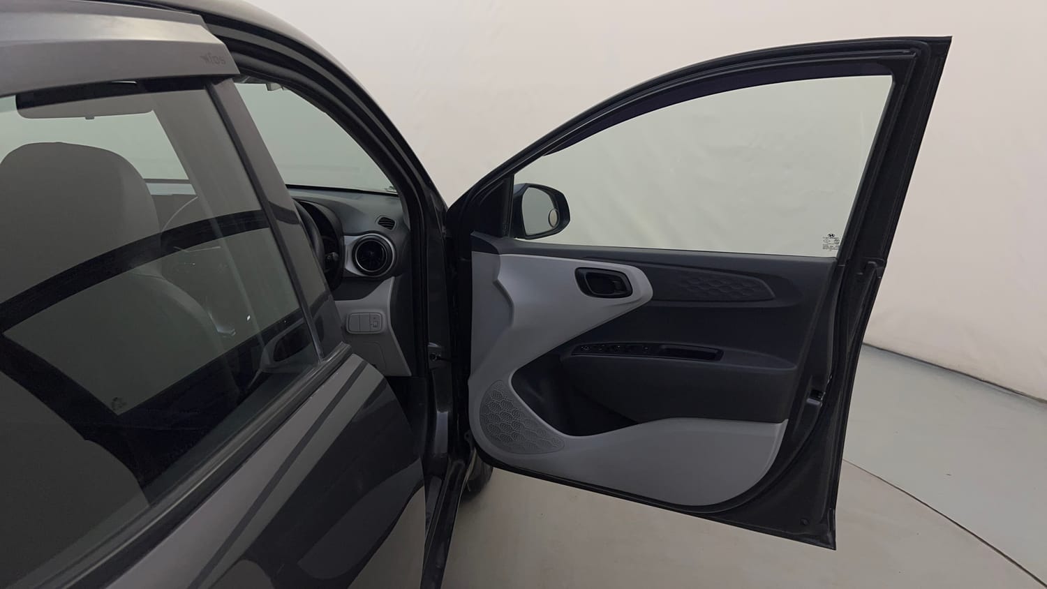 Used 2021 Hyundai Grand i10 Nios Magna 1.2 Kappa VTVT Petrol Manual interior RIGHT FRONT DOOR OPEN VIEW
