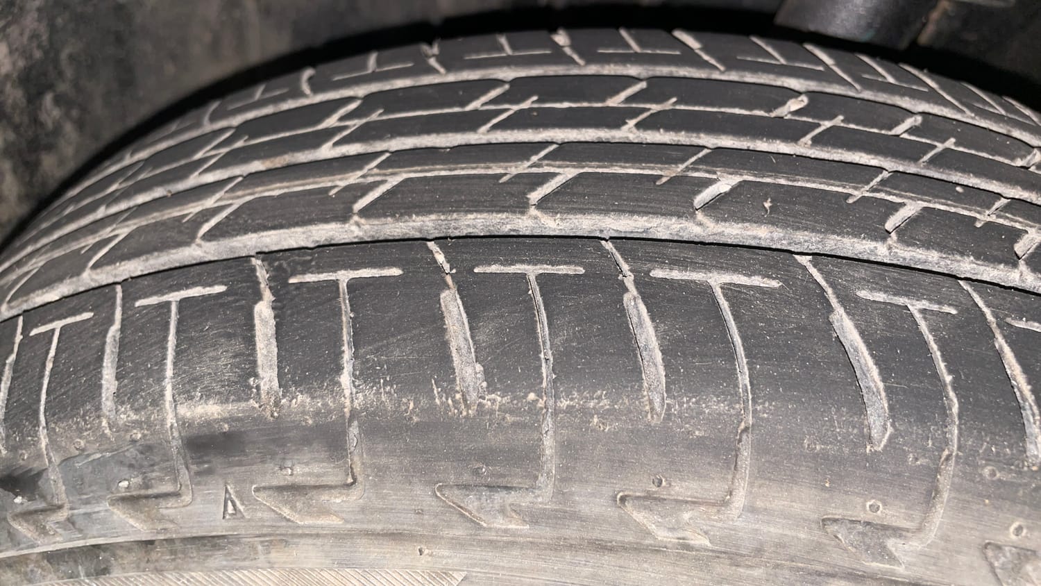Used 2016 Nissan Micra Active XV Safety Pack Petrol Manual tyres LEFT FRONT TYRE TREAD VIEW