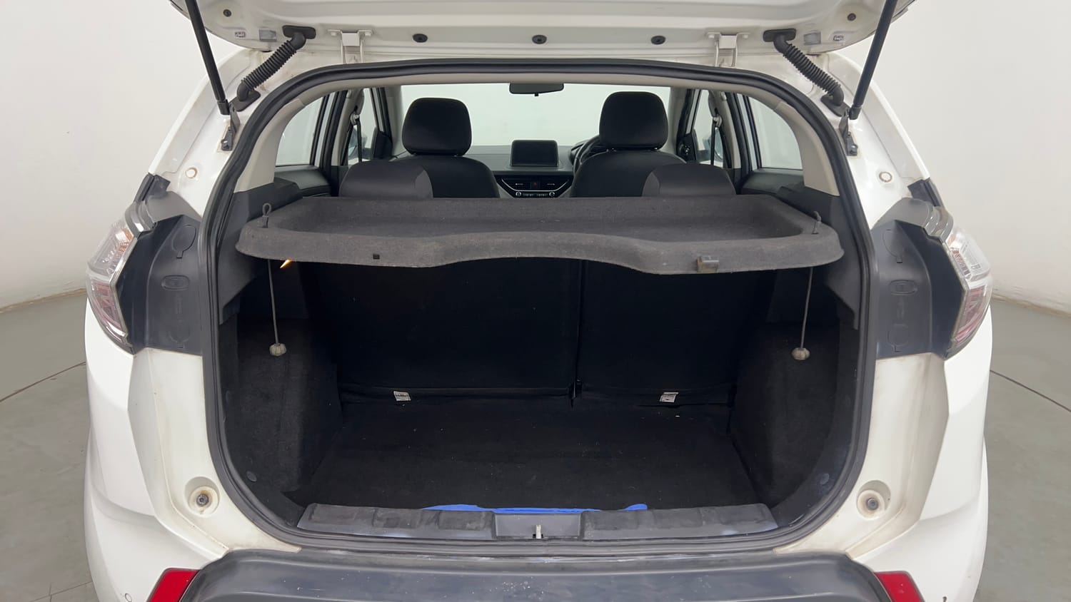 Used 2019 Tata Nexon XZA Plus Diesel Diesel Automatic interior DICKY INSIDE VIEW