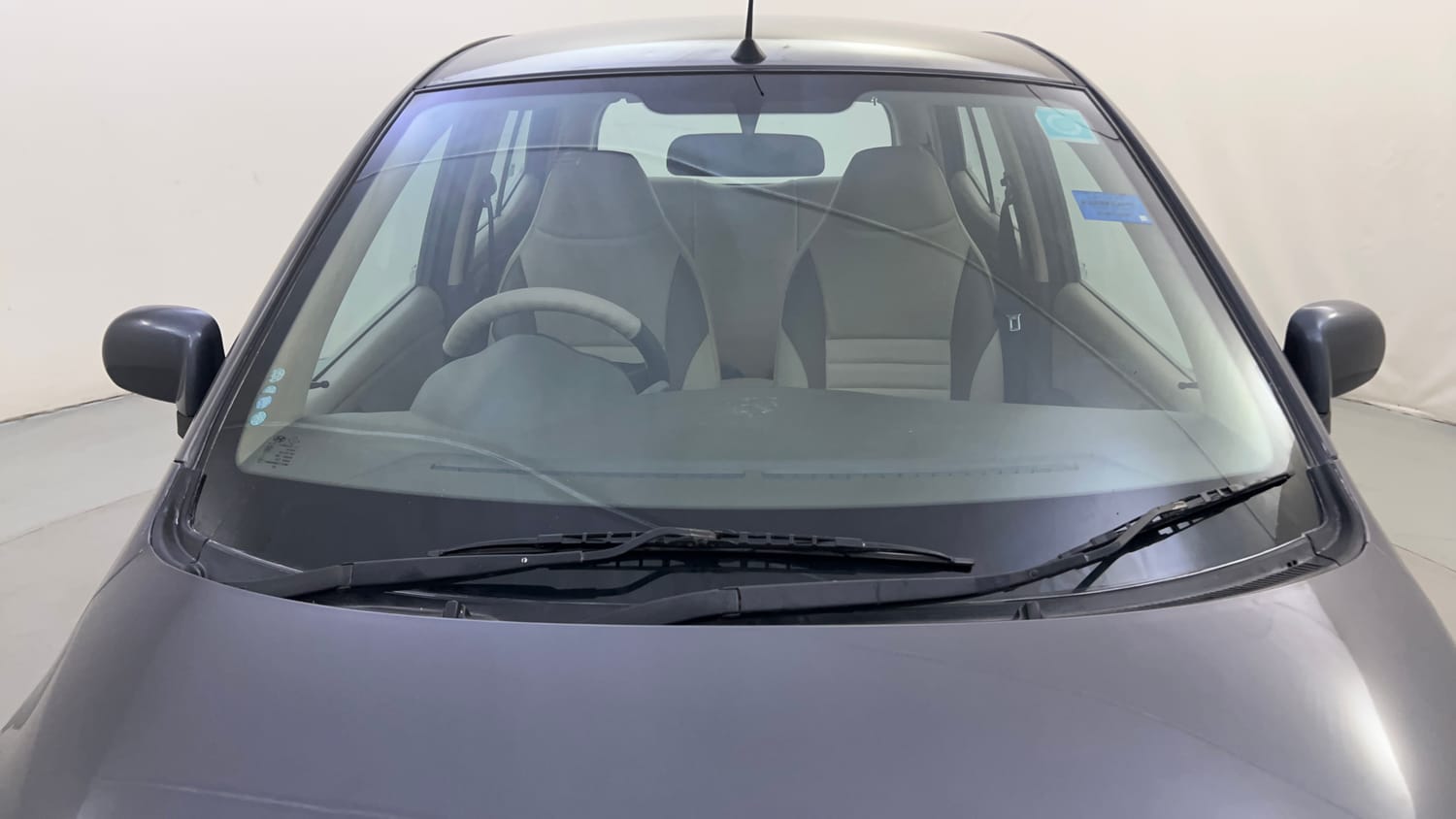Used 2014 Hyundai i10 Era 1.1 iRDE2 Petrol Manual exterior FRONT WINDSHIELD VIEW