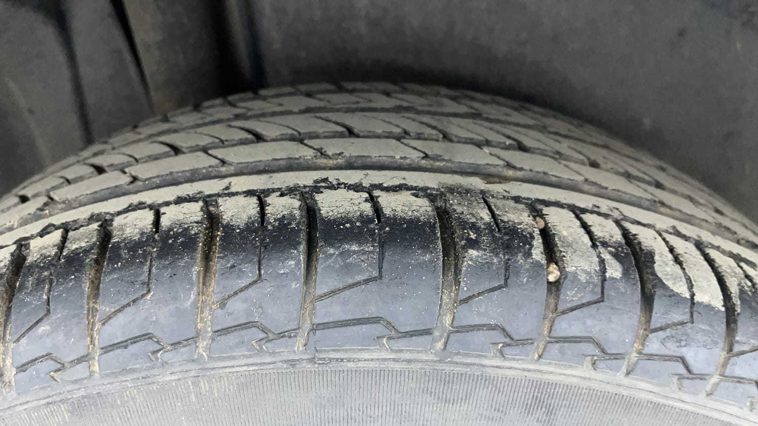 Used 2021 Maruti Suzuki S-Cross Zeta AT Petrol Automatic tyres RIGHT REAR TYRE TREAD VIEW