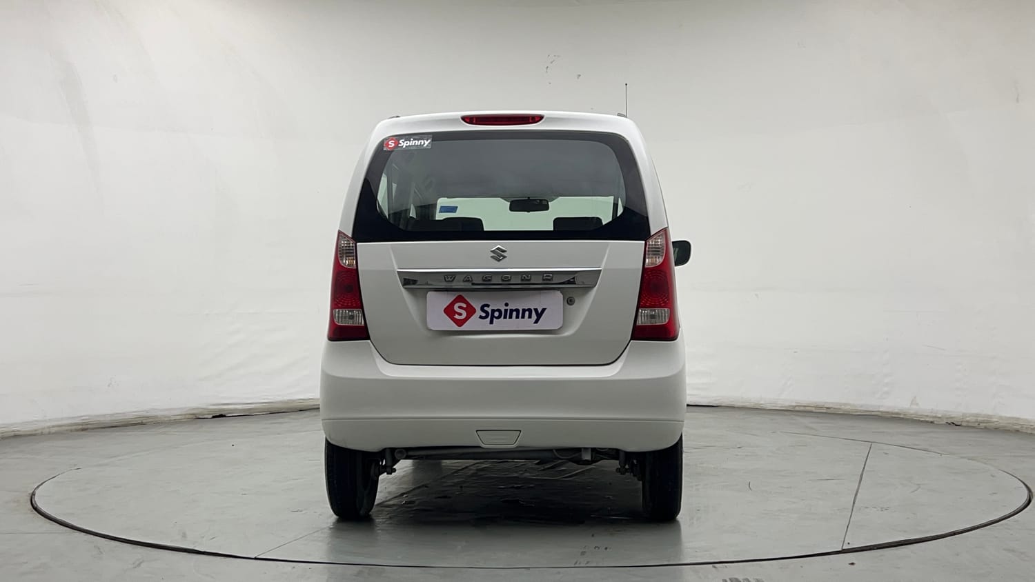 Used 2013 Maruti Suzuki Wagon R LXI Petrol Manual exterior BACK VIEW