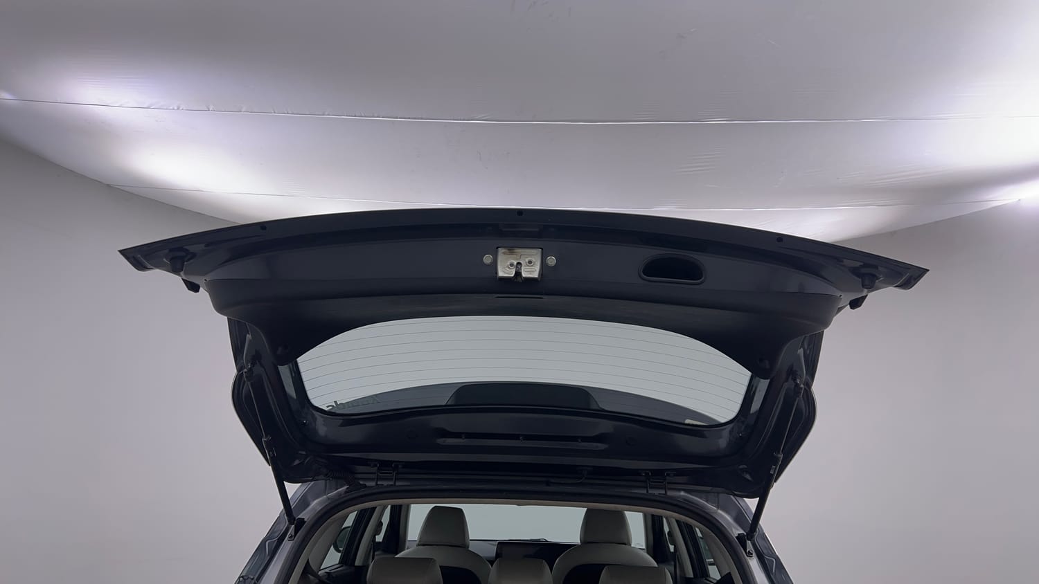 Used 2019 Kia Seltos HTX Plus 1.5 Diesel Diesel Manual interior DICKY DOOR OPEN VIEW
