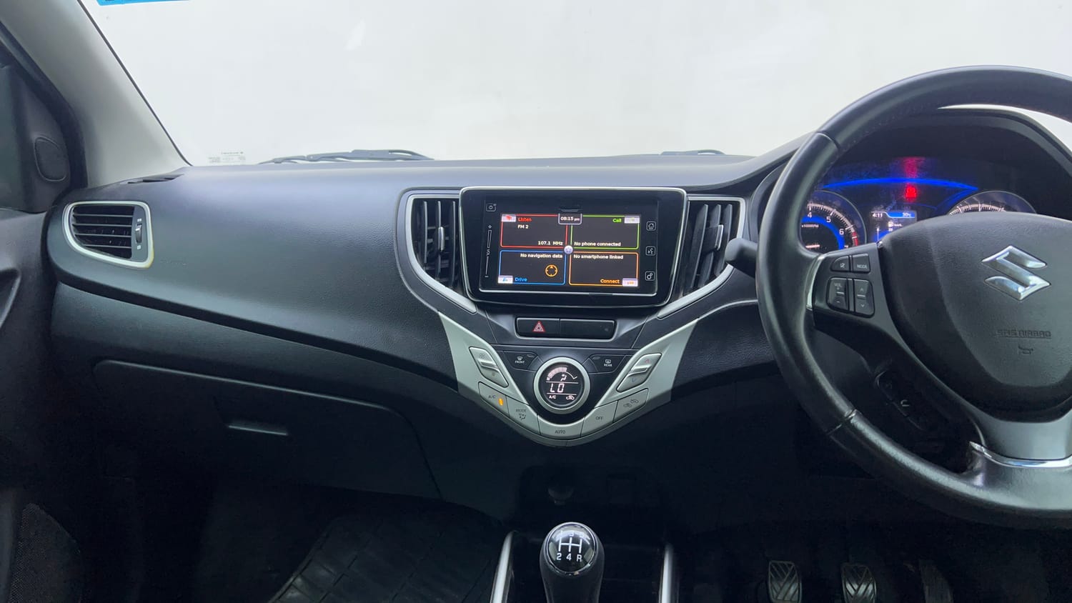 Used 2018 Maruti Suzuki Baleno Alpha 1.2 Petrol Manual interior MUSIC SYSTEM & AC CONTROL VIEW
