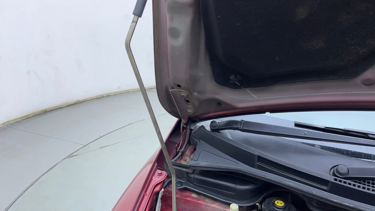 Used 2021 Honda Jazz VX CVT Petrol Automatic engine ENGINE RIGHT SIDE HINGE & APRON VIEW