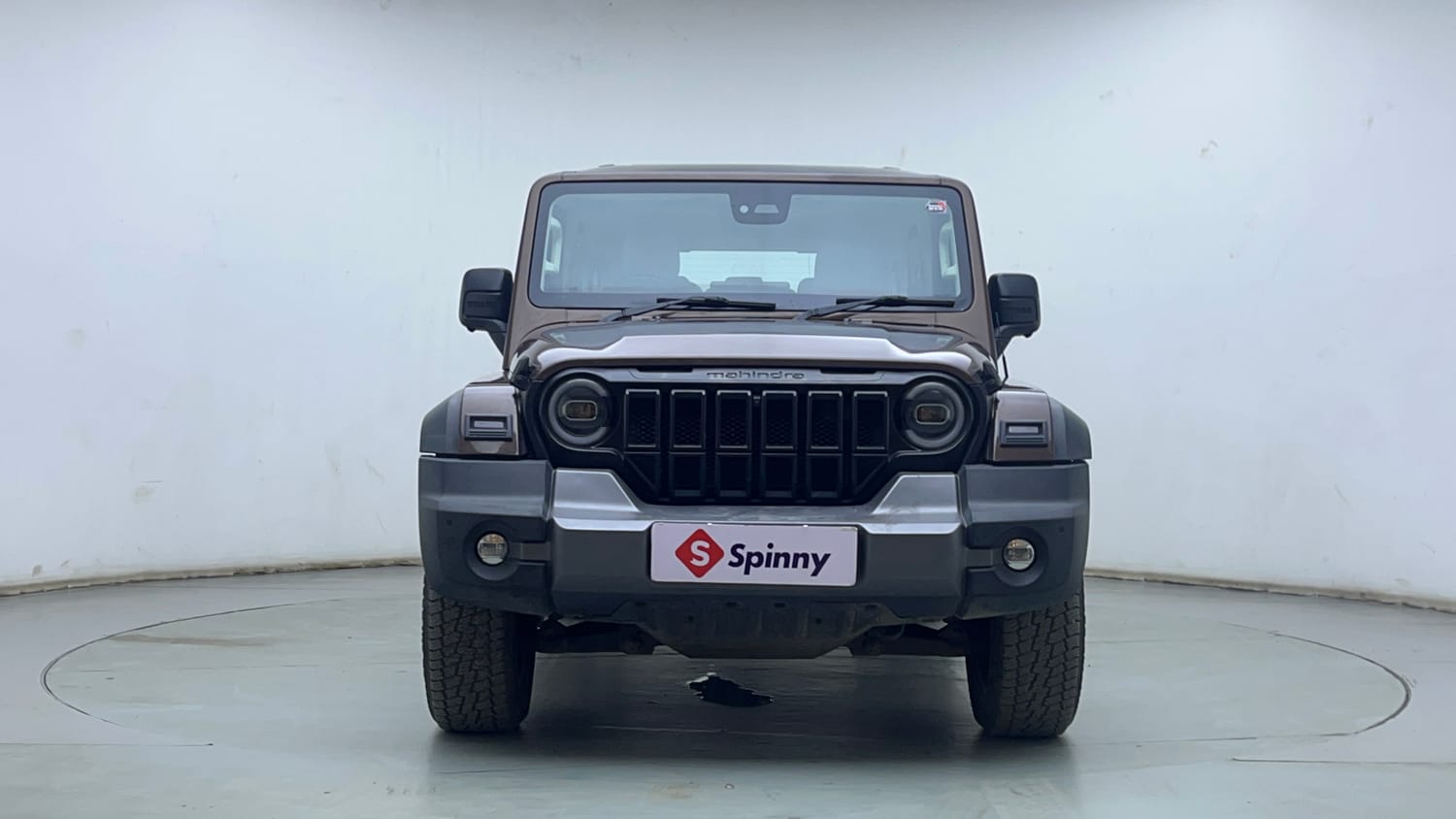 Used 2024 Mahindra Thar Roxx AX7 L Diesel AT 2WD Diesel Automatic exterior FRONT VIEW