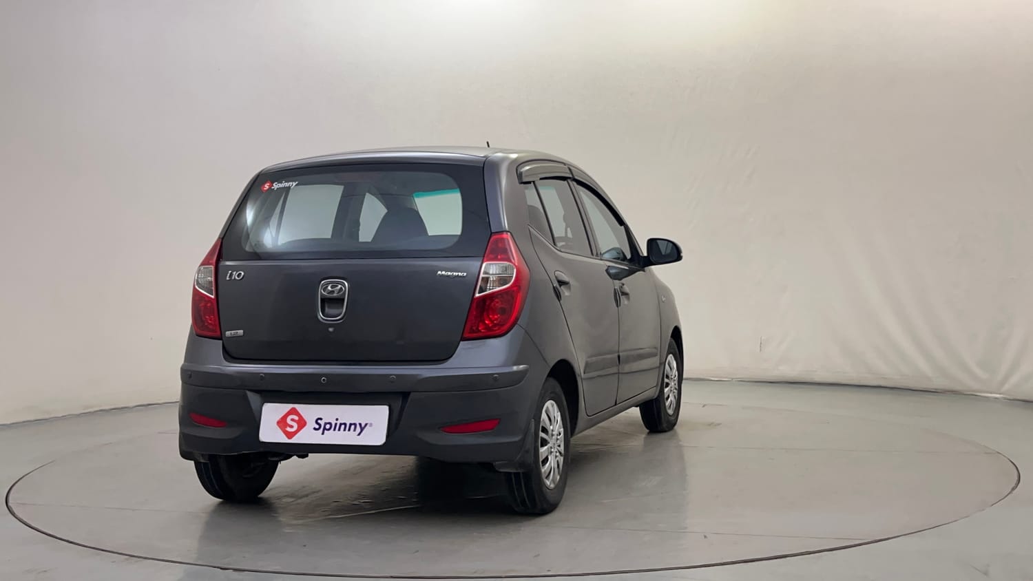 Used 2013 Hyundai i10 Magna 1.2 Kappa2 Petrol Manual exterior RIGHT REAR CORNER VIEW