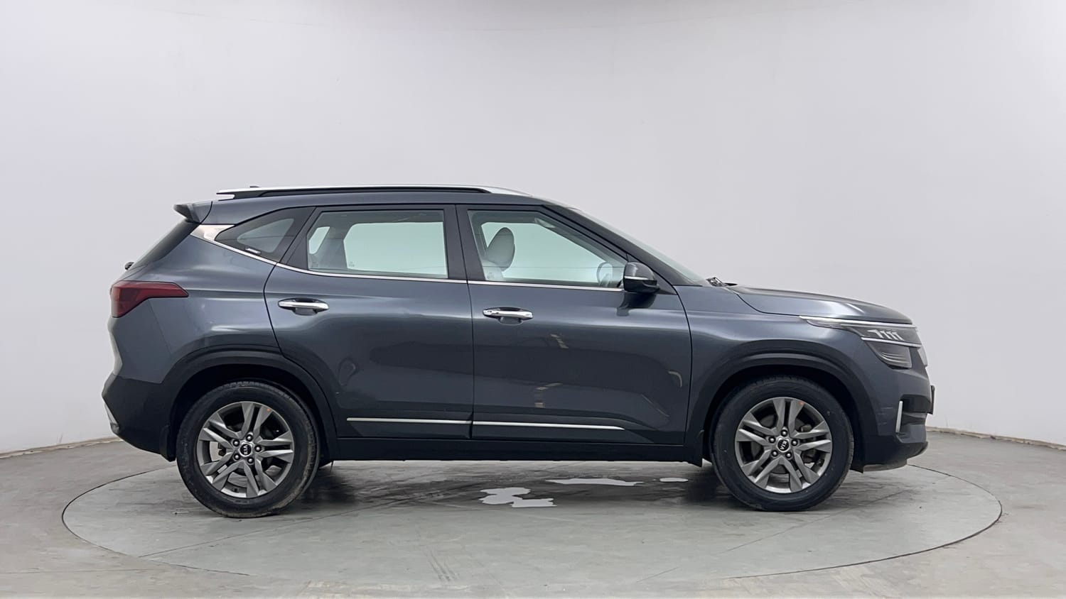 Used 2019 Kia Seltos HTX Plus 1.5 Diesel Diesel Manual exterior RIGHT SIDE VIEW