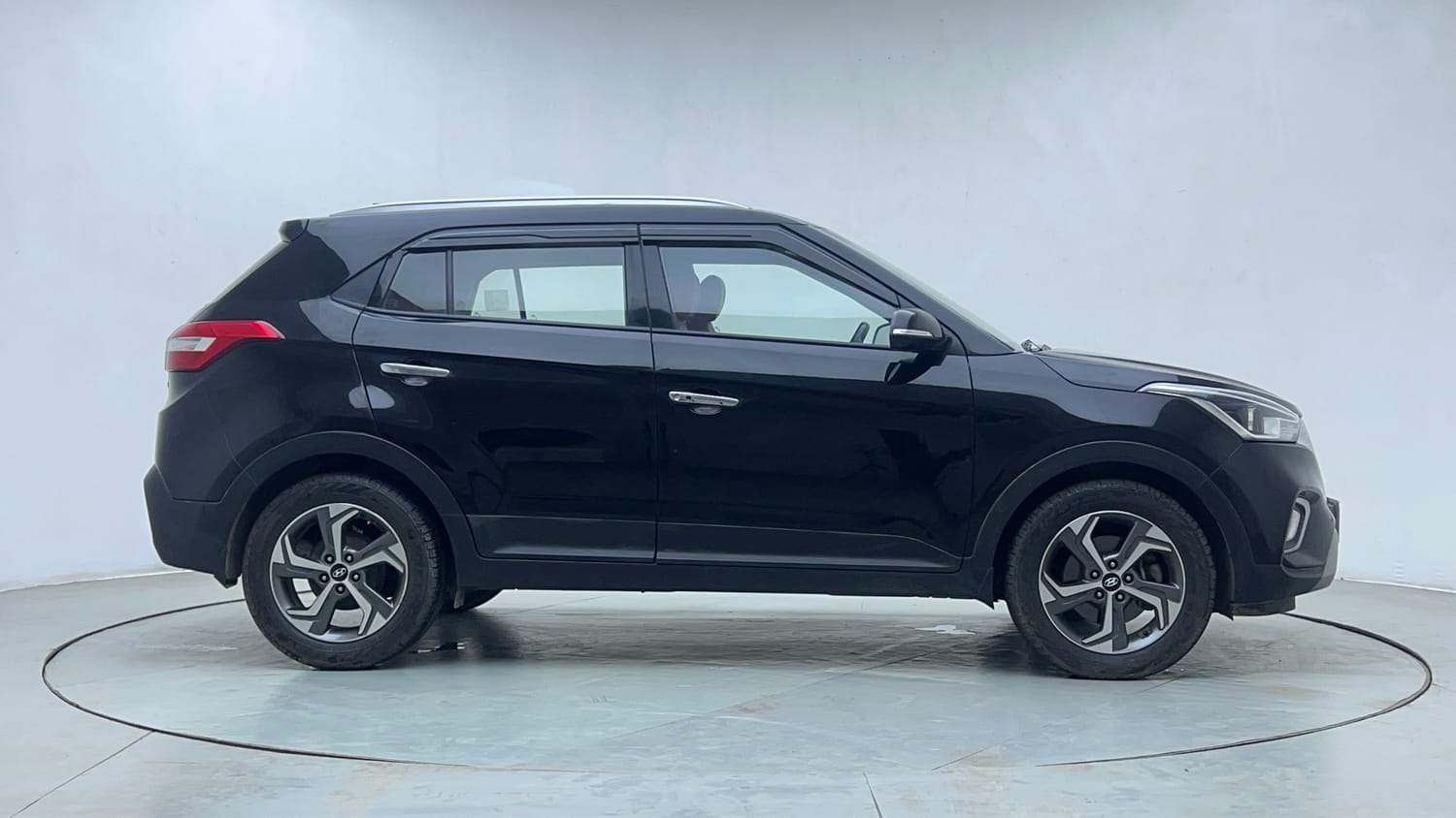 Used 2019 Hyundai Creta SX 1.6 AT Petrol Petrol Automatic exterior RIGHT SIDE VIEW
