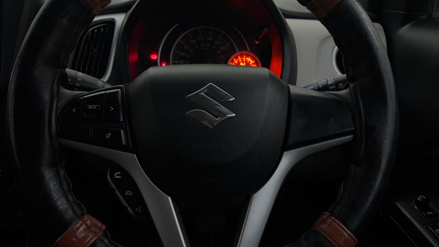 Used 2021 null Petrol Automatic top_features Airbags