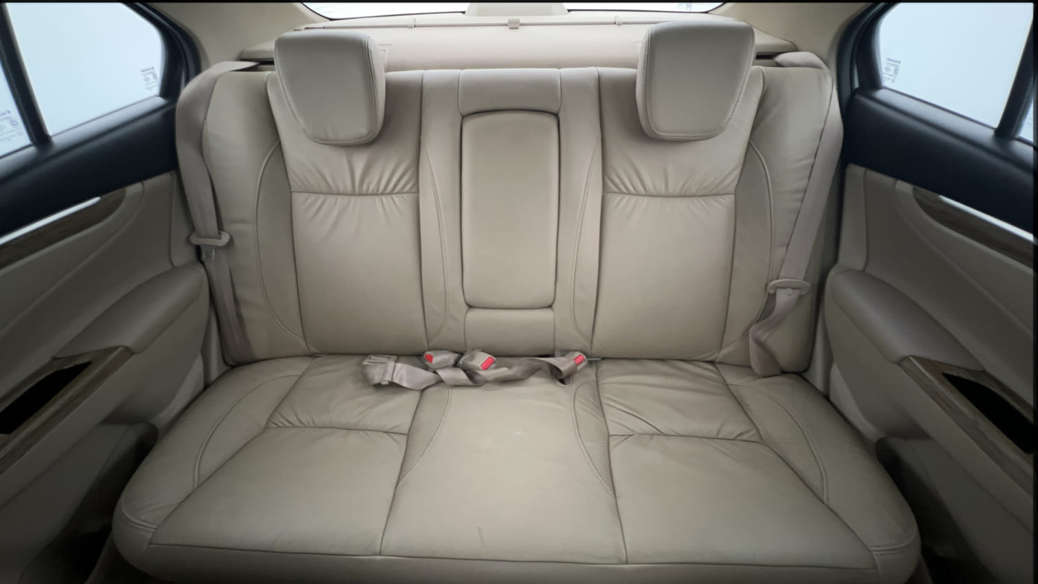 Used 2019 Maruti Suzuki Ciaz Alpha Hybrid 1.5 Petrol Manual interior REAR SEAT CONDITION VIEW