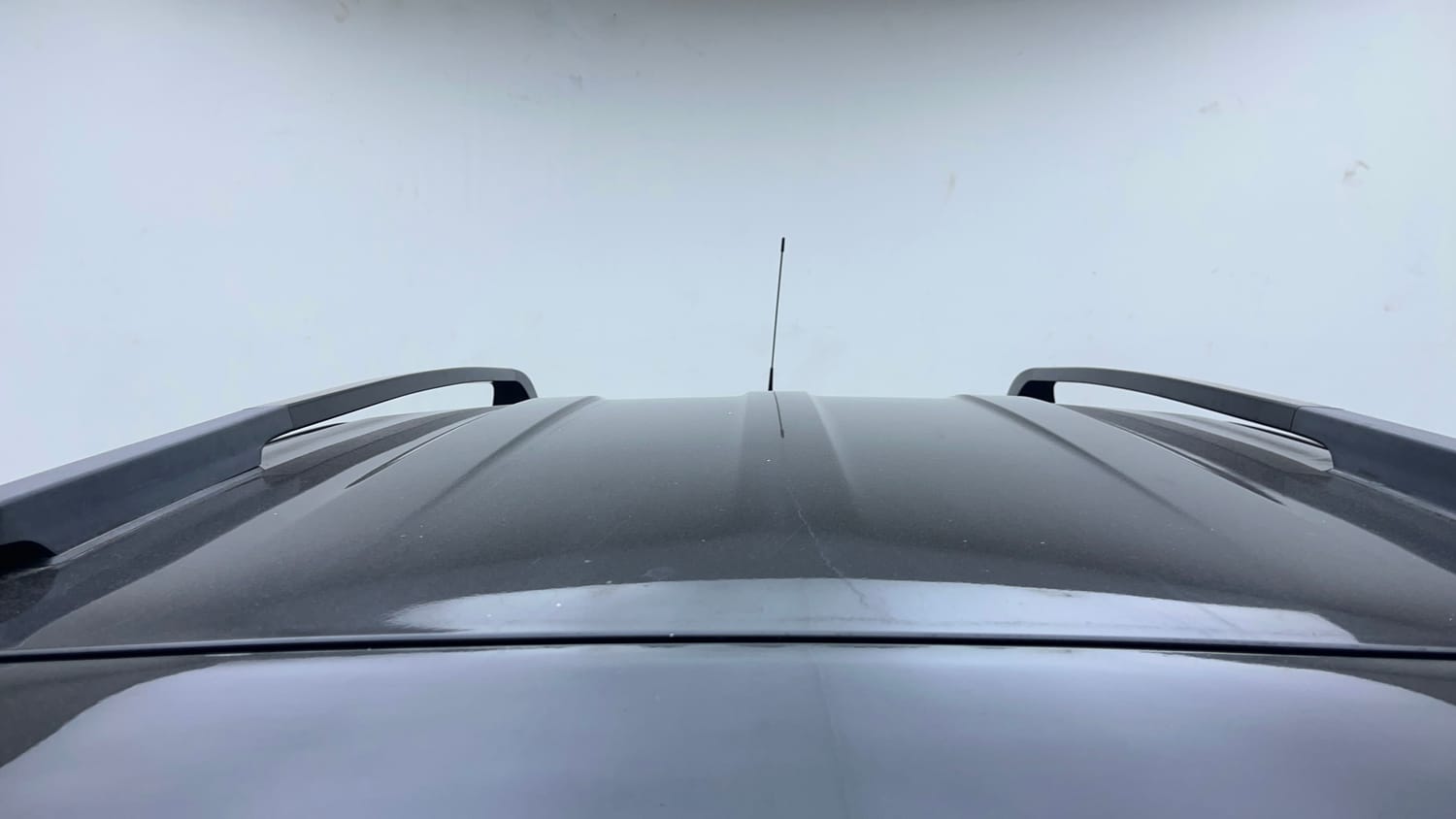 Used 2021 Renault Triber RXZ EASY-R AMT Dual Tone Petrol Automatic exterior EXTERIOR ROOF VIEW