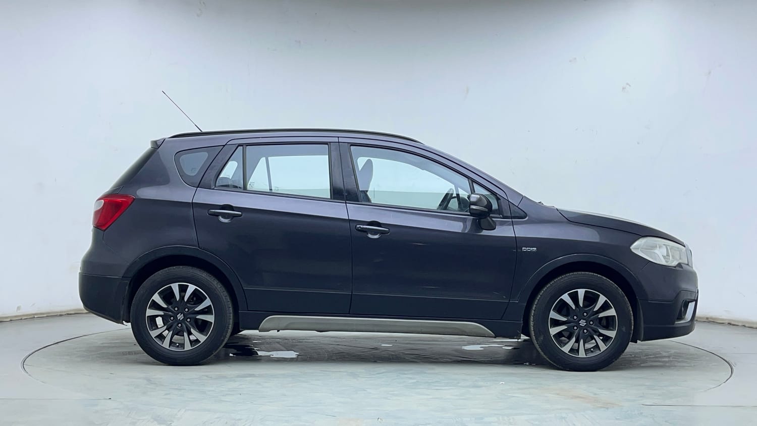 Used 2019 Maruti Suzuki S-Cross Zeta 1.3 Diesel Manual exterior RIGHT SIDE VIEW