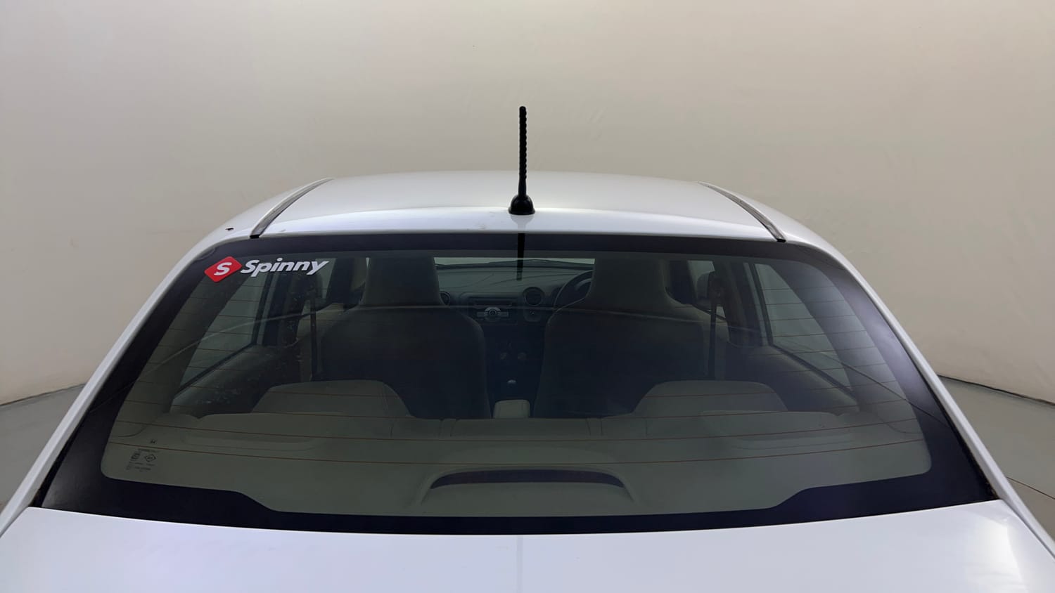Used 2015 Honda Amaze 1.2 SX i-VTEC Petrol Manual exterior BACK WINDSHIELD VIEW
