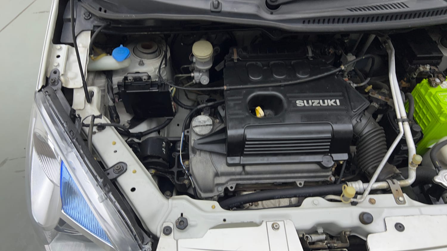 Used 2013 Maruti Suzuki Wagon R LXI CNG Cng Manual engine ENGINE RIGHT SIDE VIEW