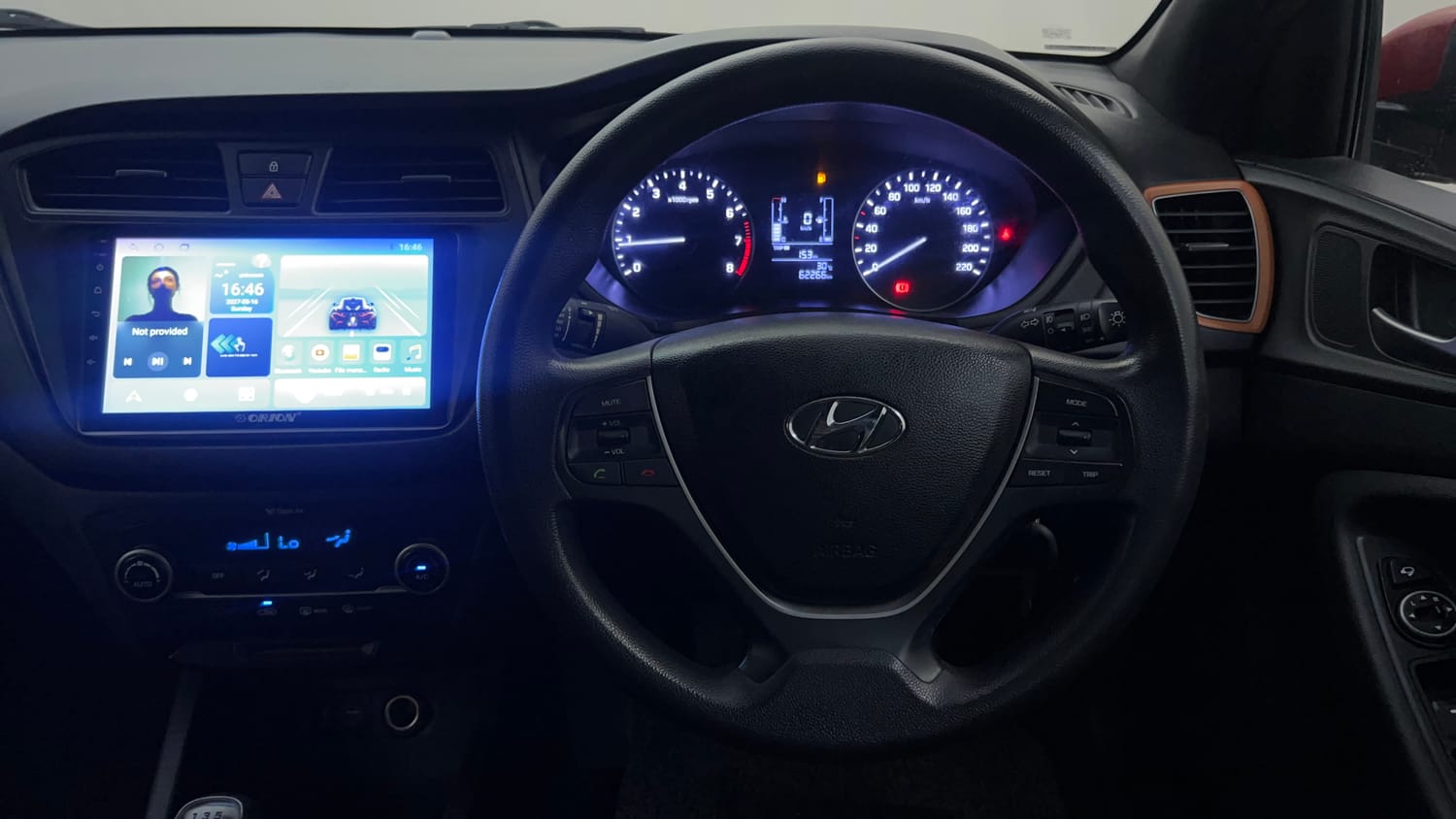 Used 2017 Hyundai Elite i20 Asta 1.2 Dual Tone Petrol Manual interior STEERING VIEW